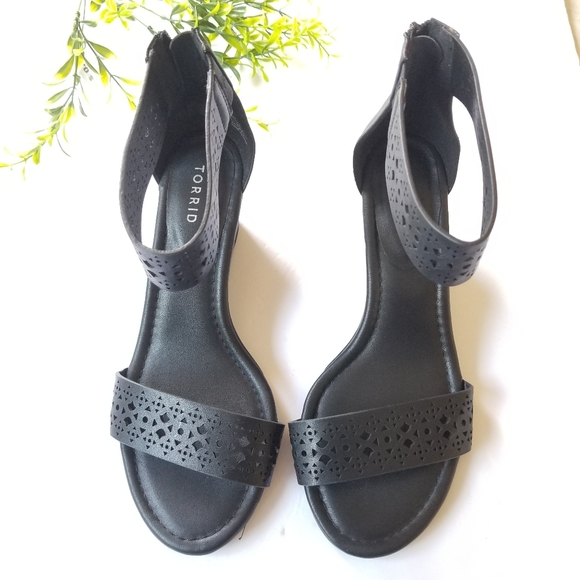 torrid Shoes - Torrid Black Wedges